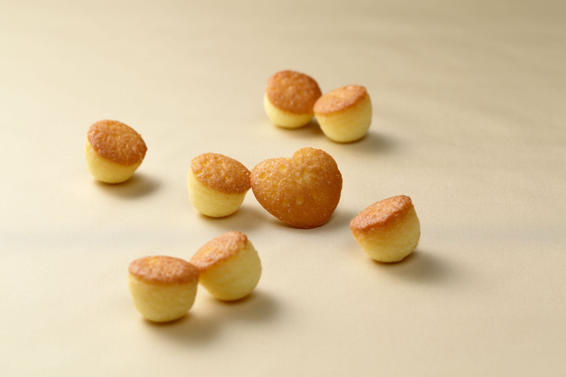 MENKOI PETITE MADELEINES – ROKKATEI